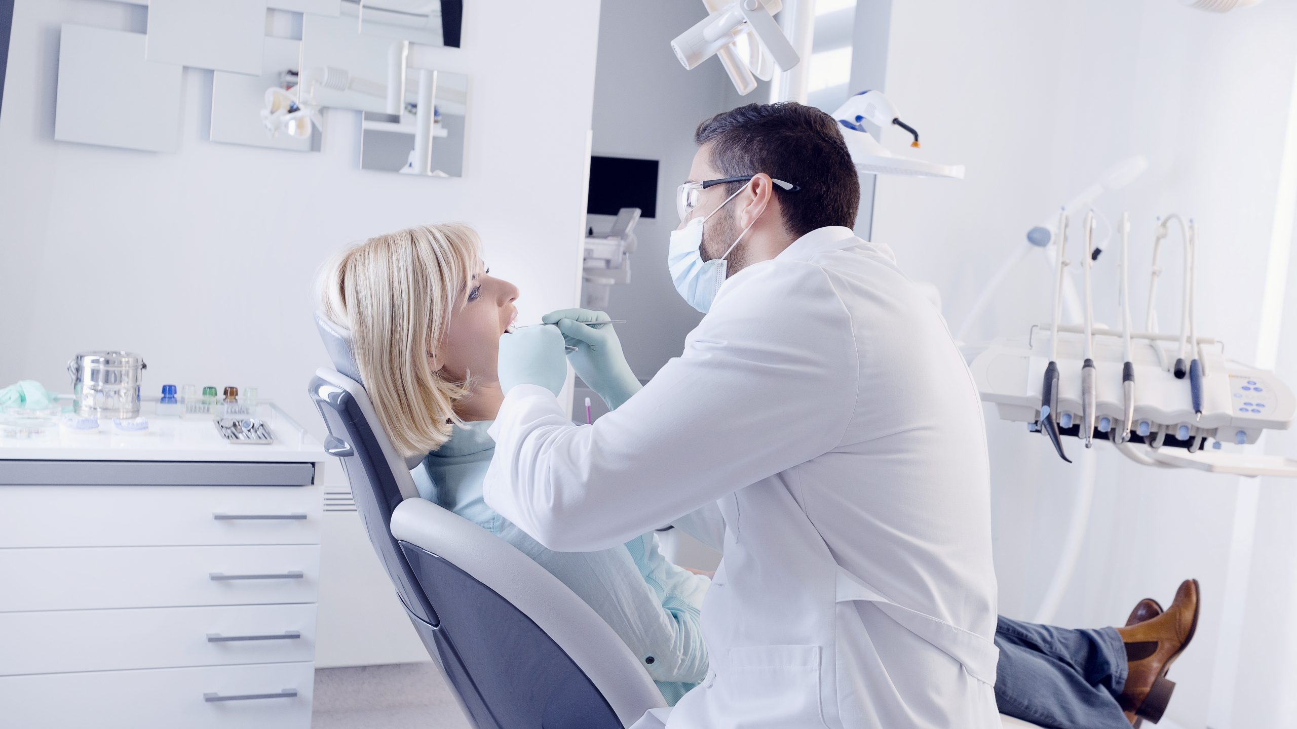 Dentist in Glendale, AZ